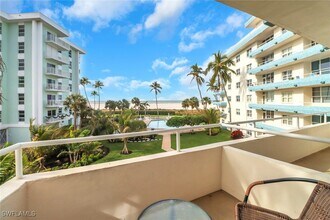 Building Photo - 220 Seaview Ct