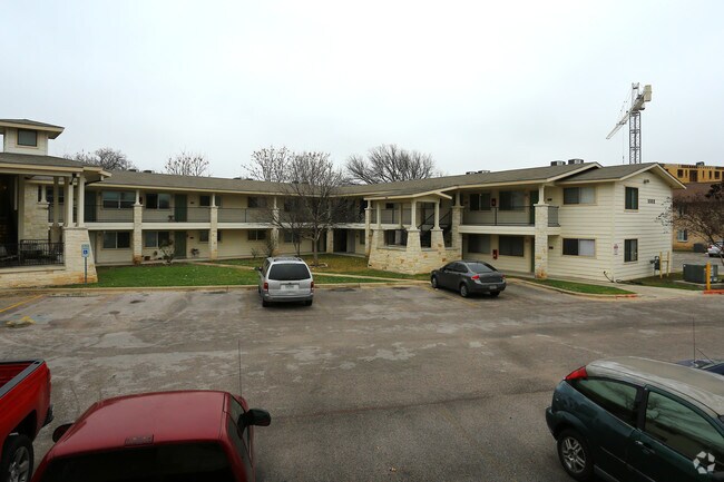 Foto del edificio - Cornerstone Apartments