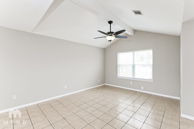 Building Photo - 4806 Comal River Loop