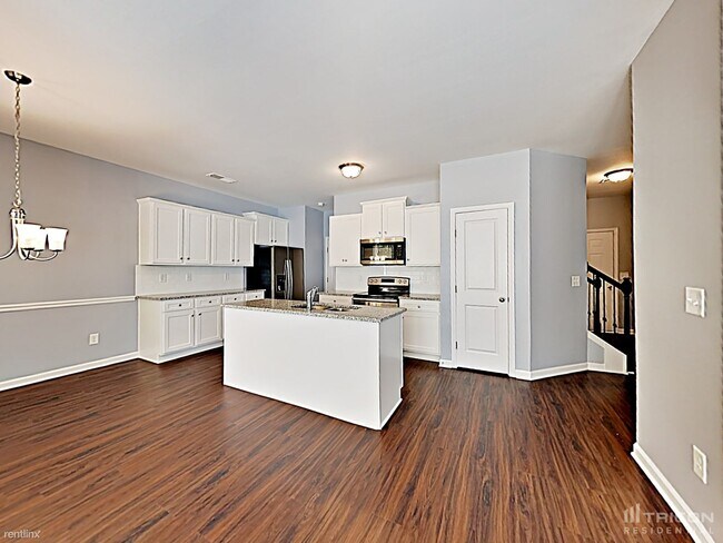 Building Photo - 2271 Wentworth Park Dr