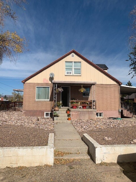 Primary Photo - 4 Plex Seller Finance