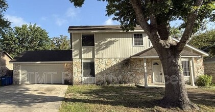 Building Photo - 724 Sunshadow Dr