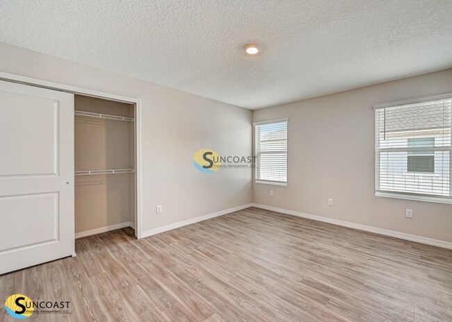 Foto del edificio - 9548 Hood Rd
