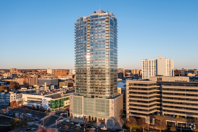 Foto del edificio - Park Tower Stamford