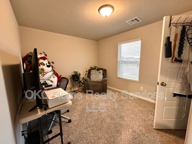 Building Photo - 4416 Colt Dr