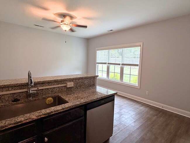 Foto del edificio - 1 Bedroom, 1 Bath | Wrightsville Avenue