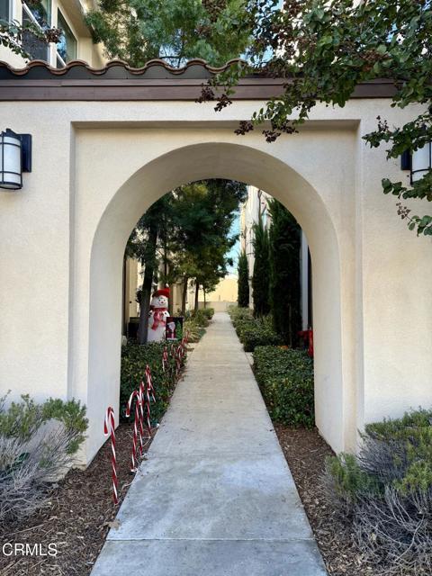 Building Photo - 629 W Foothill Blvd