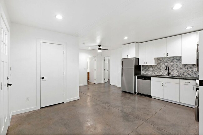 Foto del edificio - 345 Wheeler Ave