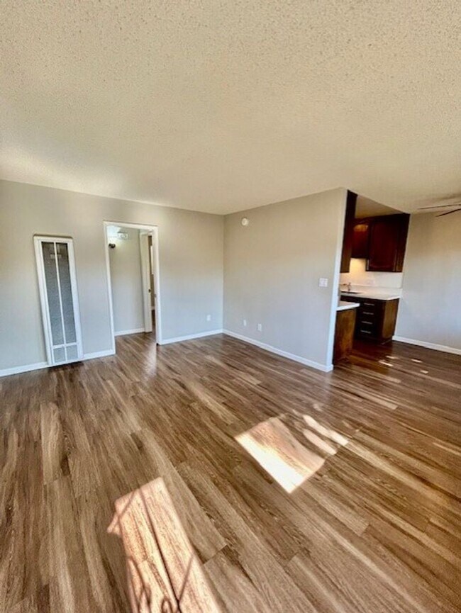 Foto del edificio - 1 BR 1 BA North Park!
