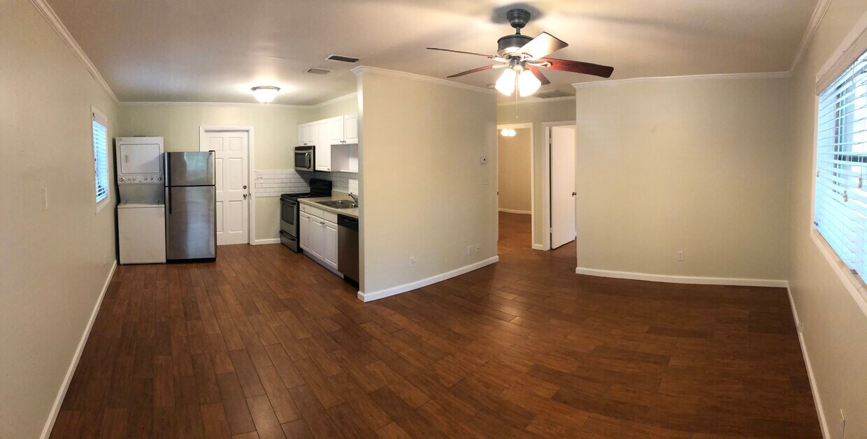Foto principal - 3313 W Santiago St