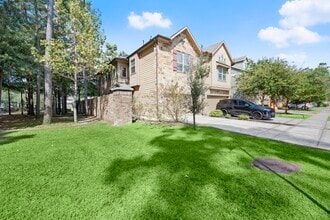 Building Photo - 12403 Alora Bluff Trail