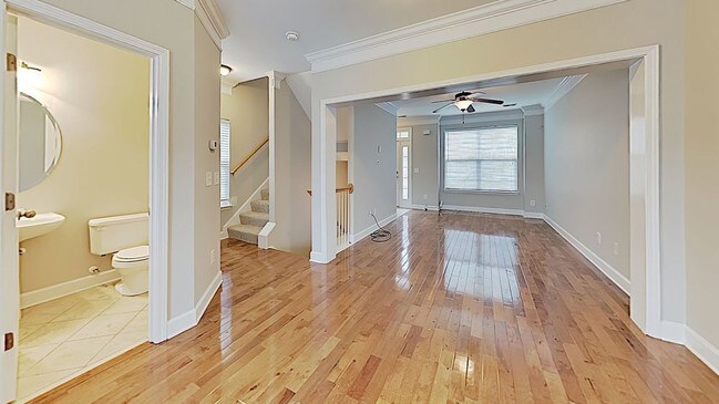 Foto del edificio - Premier Lenox Village Townhouse