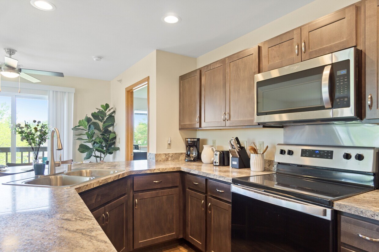 Foto principal - Saddle Brook Apartments