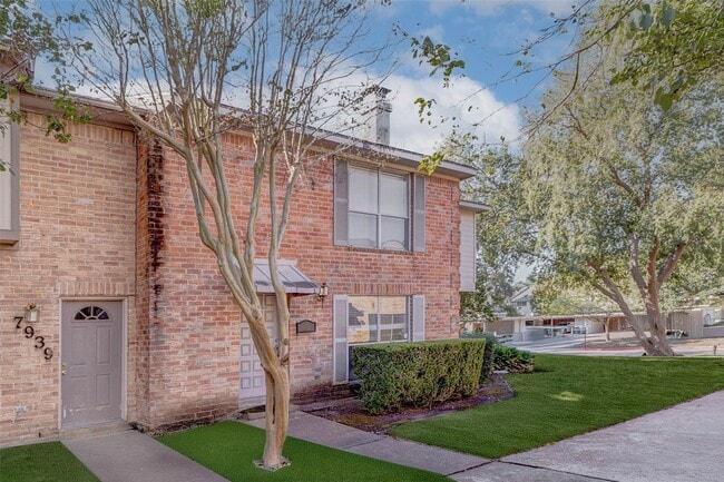 Foto del edificio - 7941 Kendalia Dr