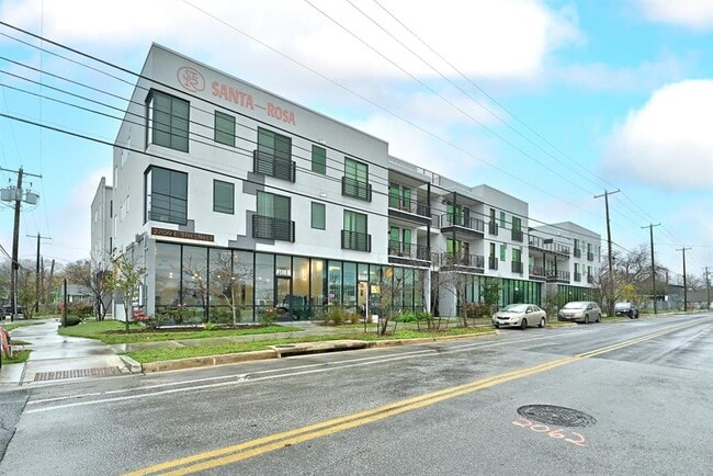 Foto del edificio - 2709 E 5th St.