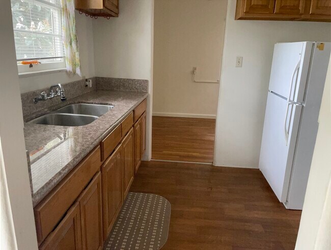 Kitchen - 1123 12th St