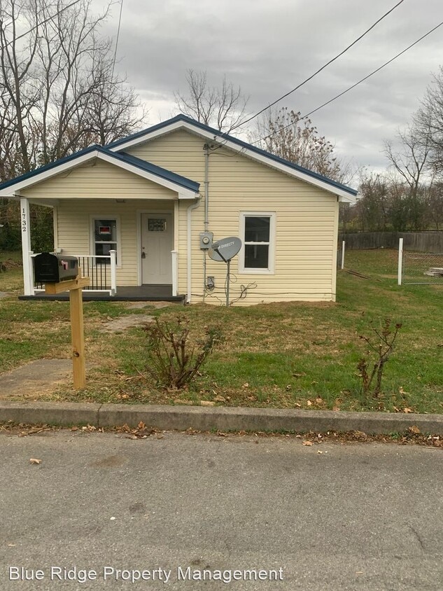 3 br, 2 bath House 1732 Mary Street House Rental in Johnson City