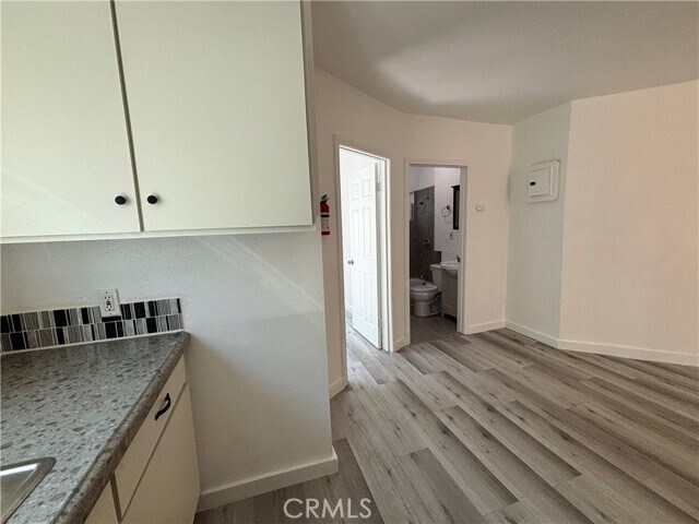 Foto del edificio - 1735 W 84th Pl