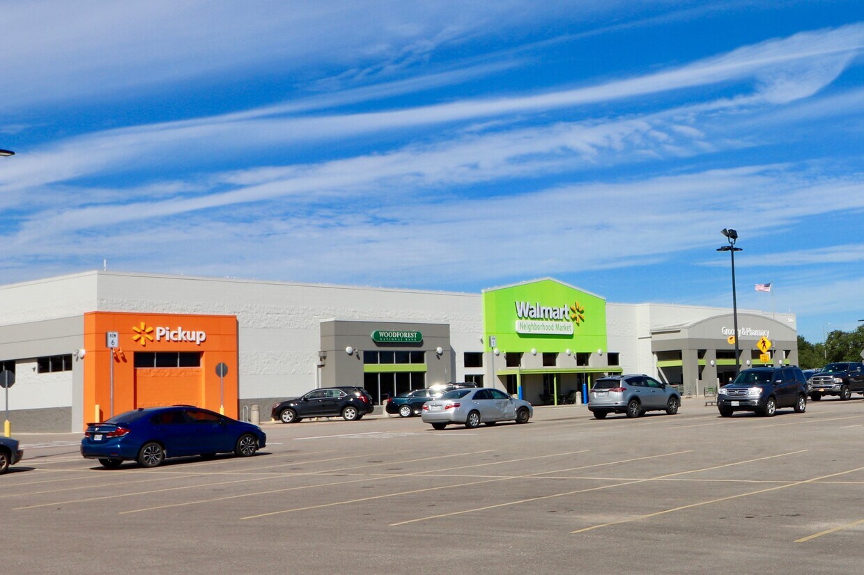 Foto del edificio - 5929 Queensloch Dr