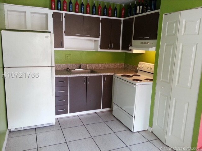 Foto del edificio - 5050 SW 40th Ave