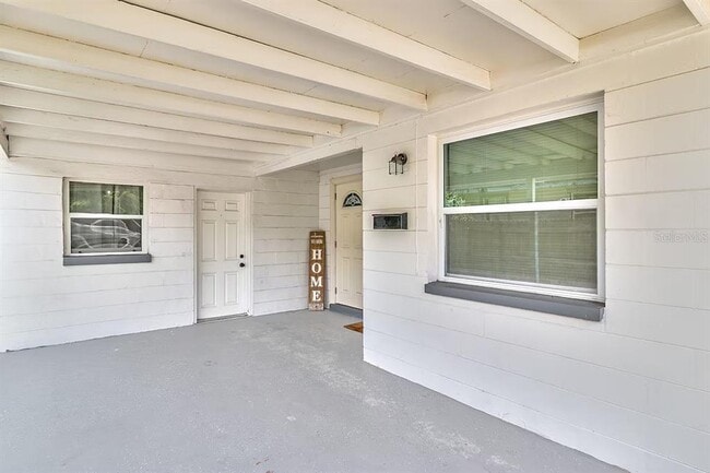 Building Photo - 2804 N 33rd St