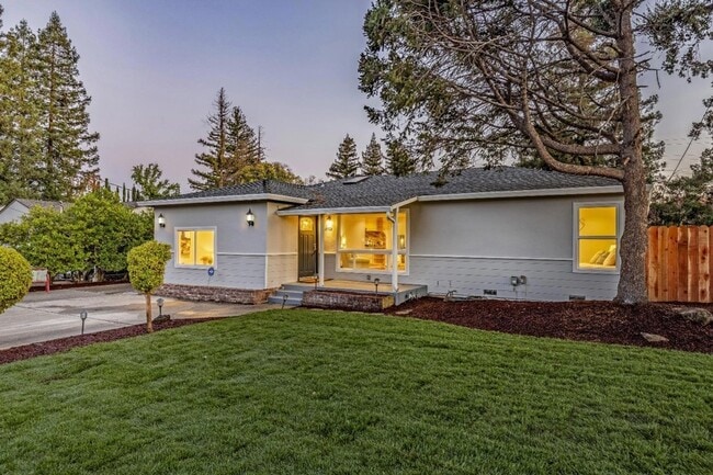 Building Photo - 18732 Afton Ave