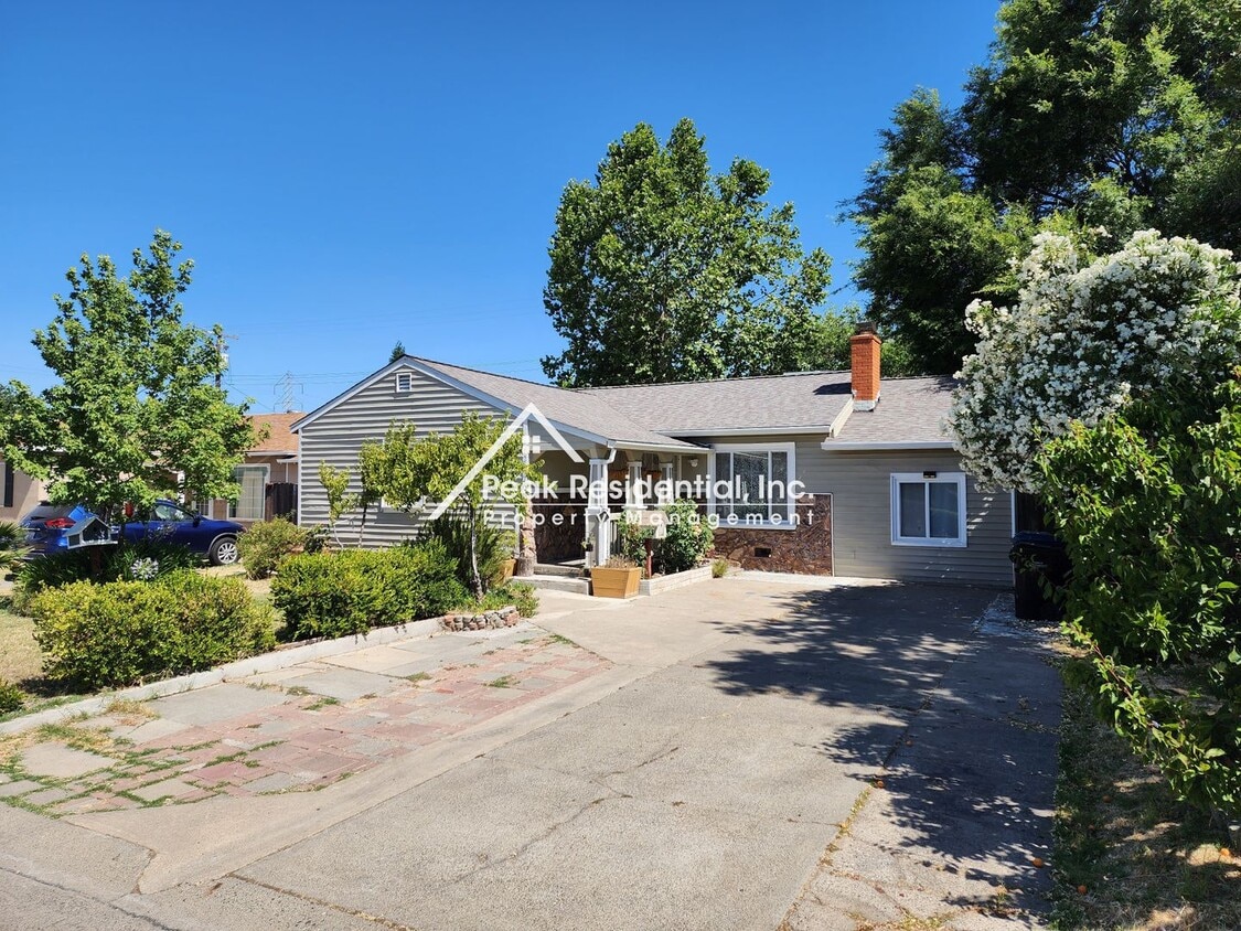 Primary Photo - Charming Arden Area 3bd/1ba House
