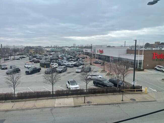 Foto del edificio - 3214 W 47th st St