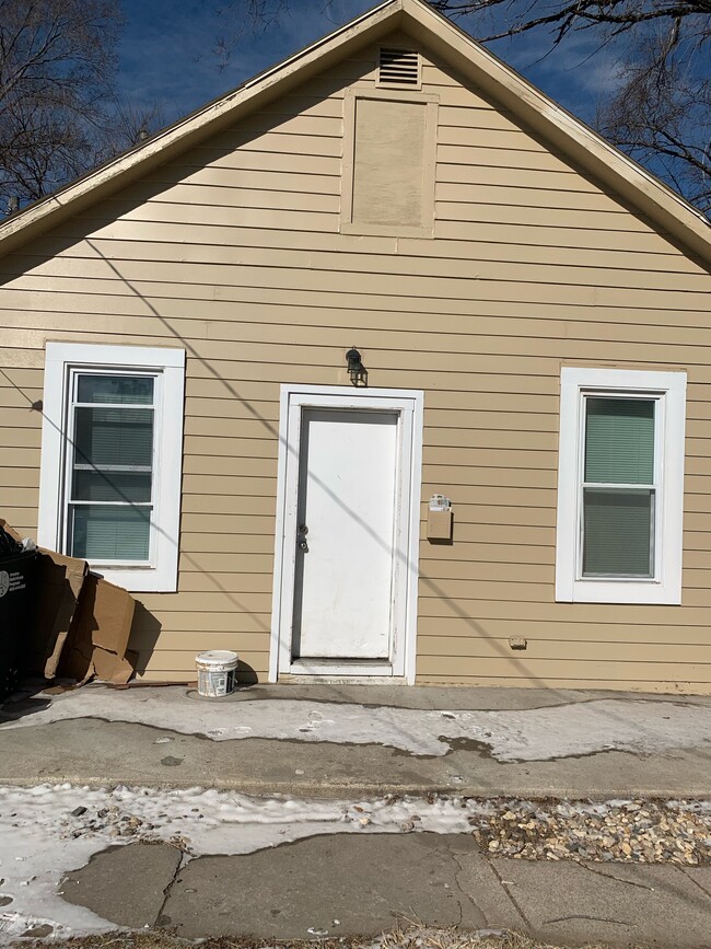 Building Photo - 2014 Vinton St