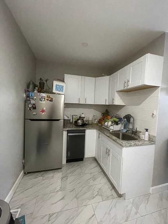 Foto del edificio - 86 Oak St