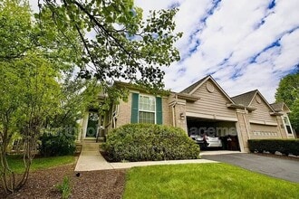 Building Photo - 2568 Greenlefe Dr