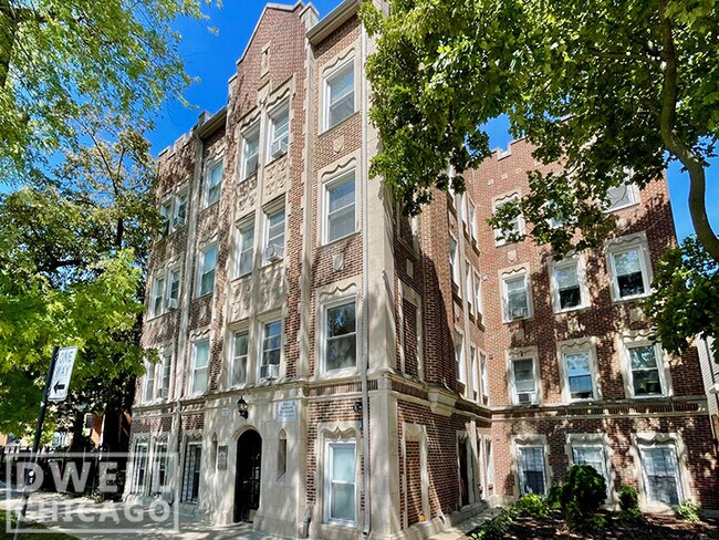 Building Photo - 2936 W Palmer St