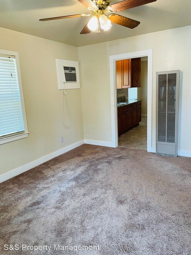 Building Photo - 3 br, 1 bath House - 833 Bryte Ave