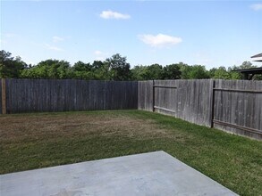 Building Photo - 19515 Providence Shore Way