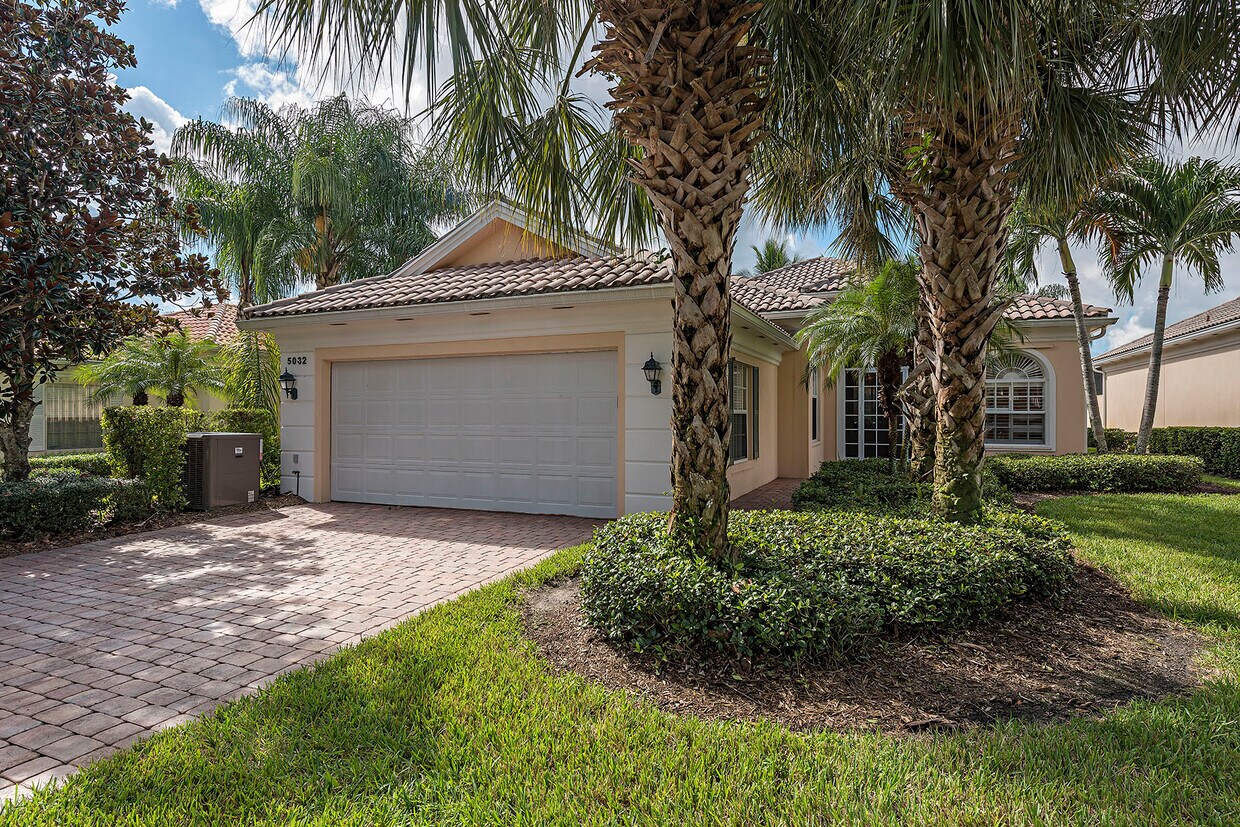 5032 Jarvis Ln, Naples, FL 34119 House Rental in Naples, FL