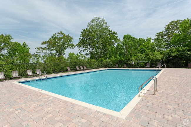 Building Photo - The Still I & II