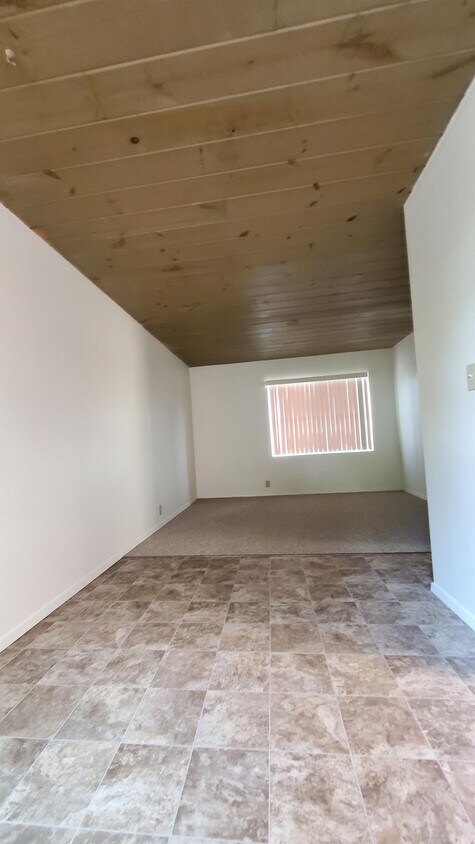Foto principal - 1330 F St