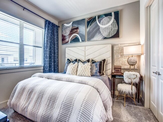 Bluffs at Midway Hollow apartments — community photo - Bluffs at Midway Hollow
