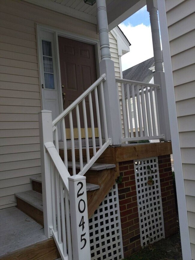 Foto del edificio - 2045 Nicklaus Dr