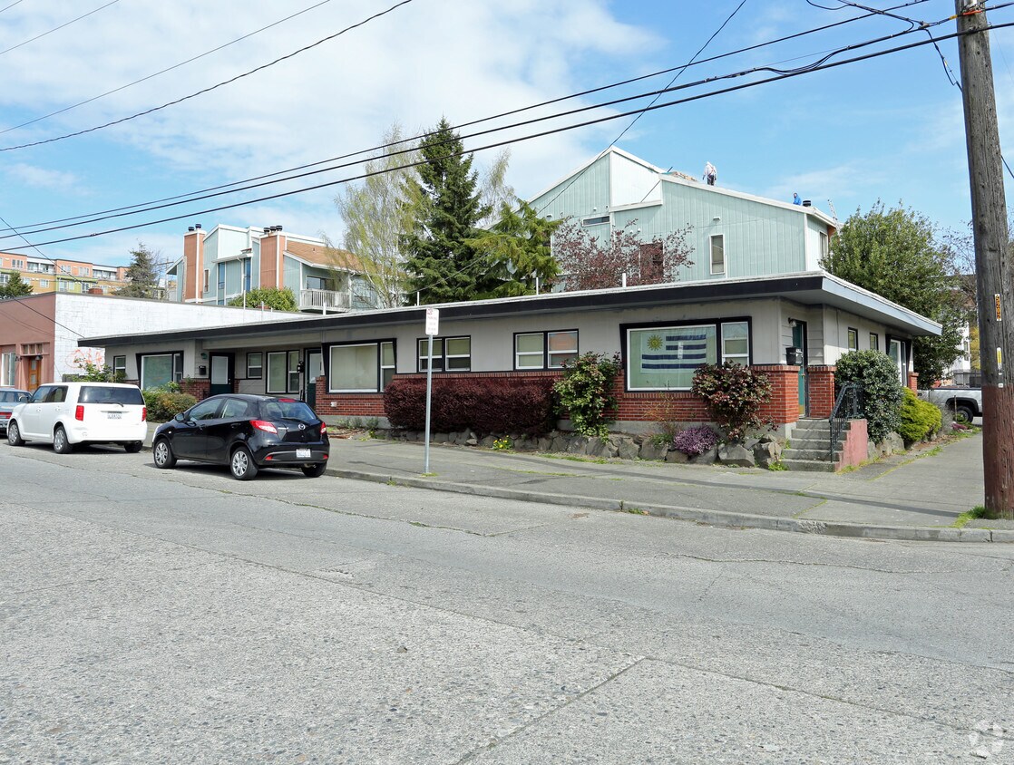 Building Photo - 5200 17th Ave NW