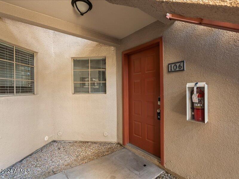 Primary Photo - 4850 E Desert Cove Ave