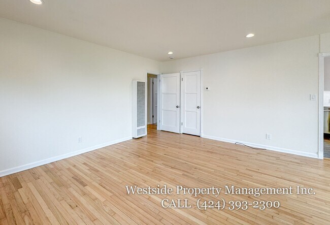Foto del edificio - 740 Flower Ave