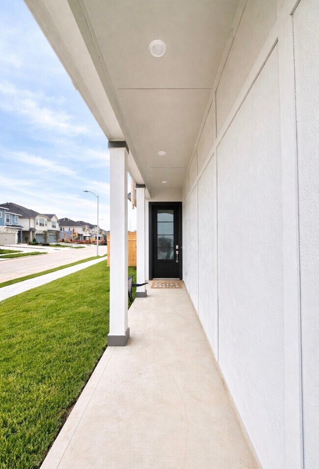 Foto del edificio - 5422 Holly Hvn Ct