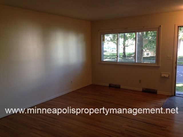 Building Photo - 2502 Talmage Ave SE