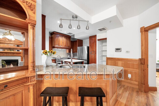 Foto del edificio - 1022 N Pearl St