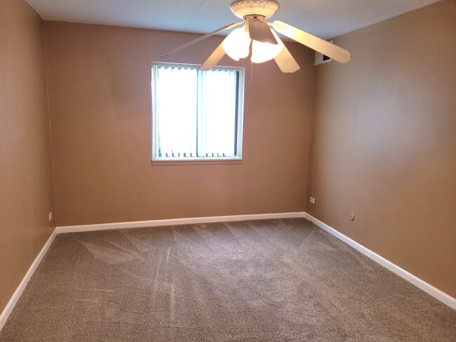 Building Photo - 1463 Mercury Dr