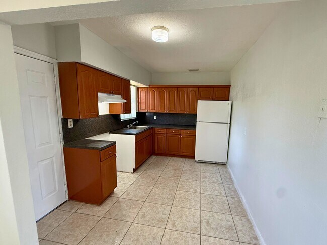 Foto del edificio - 15331 NW 29th Ave