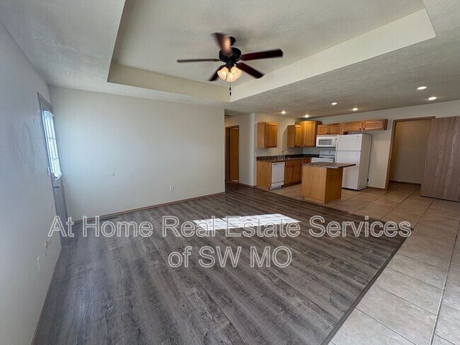 Building Photo - 5691 N Purple Ln