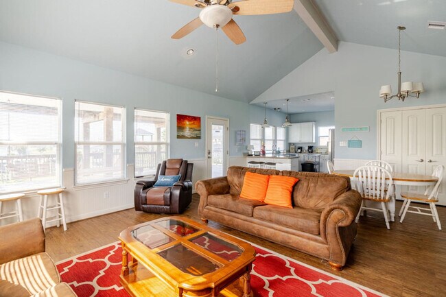 Building Photo - 948 Kahla Dr