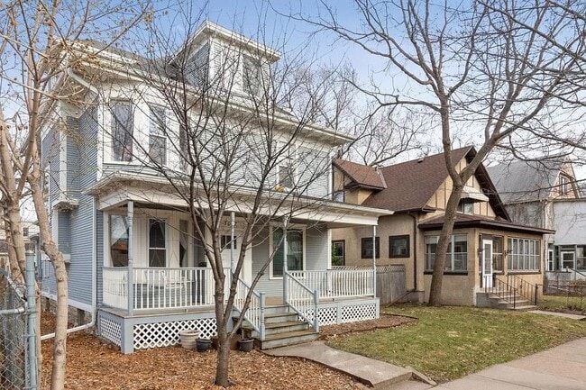 Building Photo - 3017 Harriet Ave